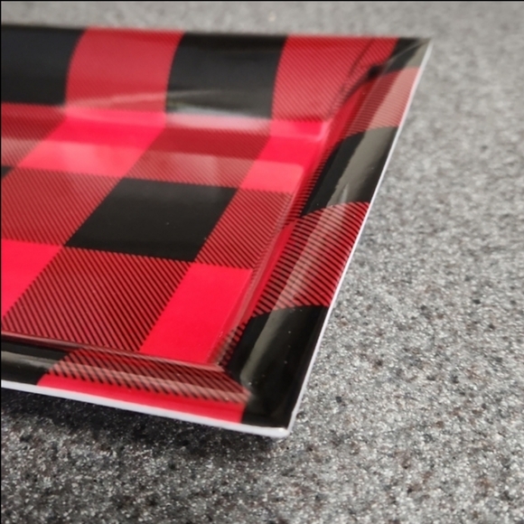 Buffalo Check Christmas Decor (8 items) - Picture 5 of 15